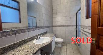 Escazu casa en alquiler $2.000 /1 piso, jardin, terraza