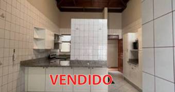 Escazu casa en alquiler $2.000 /1 piso, jardin, terraza