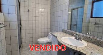 Escazu casa en alquiler $2.000 /1 piso, jardin, terraza