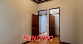 Escazu casa en alquiler $2.000 /1 piso, jardin, terraza