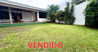 Escazu casa en alquiler $2.000 /1 piso, jardin, terraza