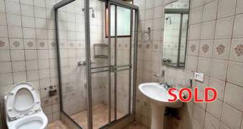 Escazu casa en alquiler $2.000 /1 piso, jardin, terraza