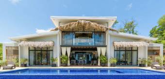 Cocoon Exclusiva Propiedad de Lujo con Vista al Océano y Alta Rentabilidad en Tamarindo