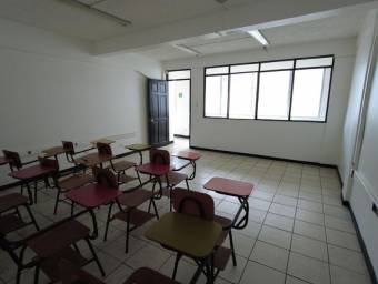 MLS-25-1877 ALQUILER EDIFICIO COMERCIAL ZAPOTE SAN JOSE