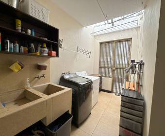 House for sale in the Las Vueltas Condominium, within Ciudad Hacienda Los Reyes in La Guácima.