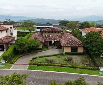 House for sale in the Las Vueltas Condominium, within Ciudad Hacienda Los Reyes in La Guácima.