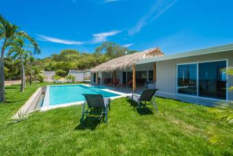 Villa Exclusiva de 5 Habitaciones con Vista Panorámica al Océano en Corona del Cabo