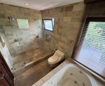 3-bedroom house for sale in Los Laureles, Escazú.