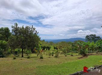 En venta. Un rincón mágico en La Alegría de Siquirres 