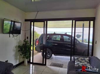 En venta. Un rincón mágico en La Alegría de Siquirres 