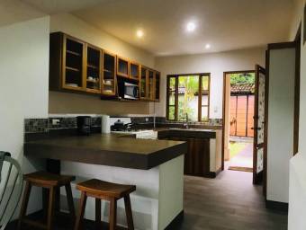 MLS-25-1903 ALQUILER CASA SANTO DOMINGO HEREDIA 