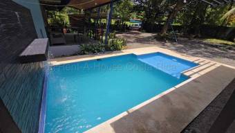 Venta de Casa Amueblada en Talamanca-Cahuita, Limón. RAH 26-1897