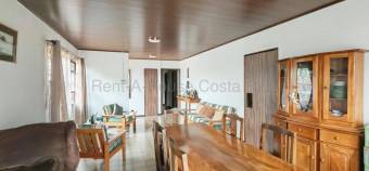 Venta de casa en San Pedro Montes de Oca Uso Mixto