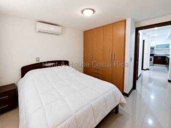 Alquiler de Apartamento Amoblado en Pozos de Santa Ana 26-1901