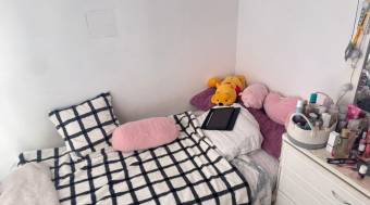 Se vende casa en Mora Colón 26-1164
