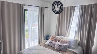 Se vende casa en Mora Colón 26-1164