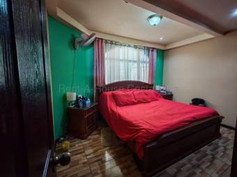 MLS-26-1577 LS VENTA CASA CON 2 APARTAMENTOS SAN JOSE ALAJUELA CONTACTENOS # 86127562