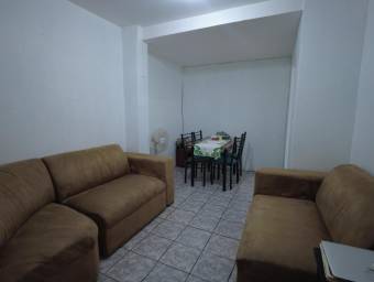 Se vende casa en Santo Domingo Heredia 23-3309