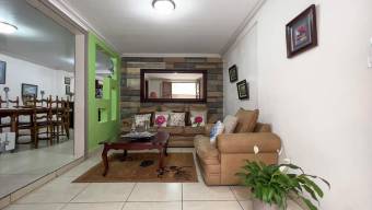 Se vende casa en San Vicente Moravia 25-298