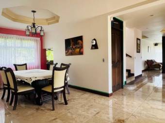 Venta de Casa en Coronado, San José. RAH 26-1132 Venta de Casa en Coronado, San José. RAH 26-1132