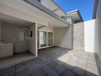 ALQUILER CASA CONDOMINIO EN SAN ANTONIO DE ESCAZU