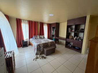 VENTA DE CASA, PARRITA, PUNTARENAS - 9890223