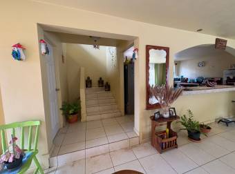 VENTA DE CASA, PARRITA, PUNTARENAS - 9890223