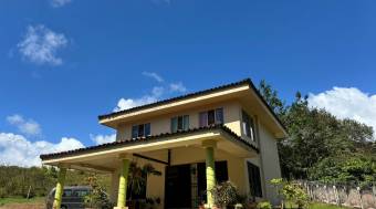 VENTA DE CASA, PARRITA, PUNTARENAS - 9890223