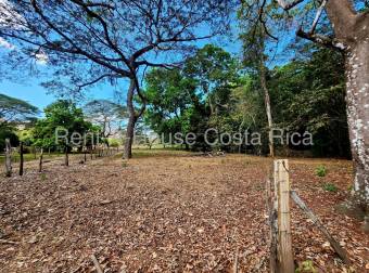 Venta de Lote de 11,630m2 en Manzanillo de Puntarenas 26-1450