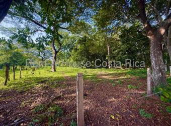 Venta de Lote de 11,630m2 en Manzanillo de Puntarenas 26-1450