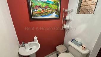 Venta de Casa en Concepción de Tres Ríos.