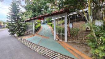 Venta de Hermosa Propiedad en Cariari de La Asunción de Belén, Heredia. RAH 26-1906