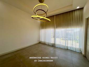 Escazú casa en alquiler $2.500 en condominio /Guachipelín
