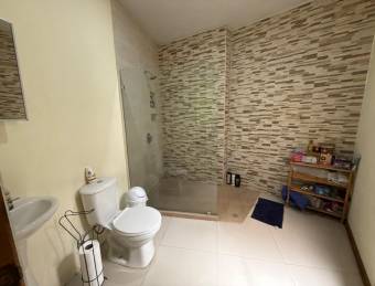 Se vende casa en San Pablo Heredia 26-403