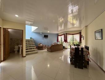 Se vende casa en San Pablo Heredia 26-403