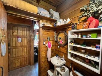 Venta de cabaña en Jardín de Dota