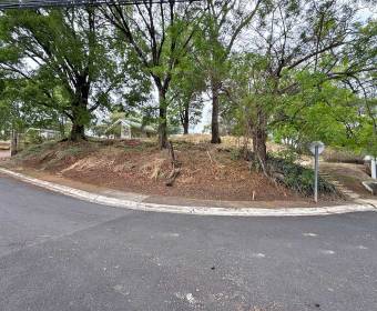 Lote de 1,384 m2 en venta en Residencial Rambla Real, San Rafael de Alajuela. Bien adjudicado bancar