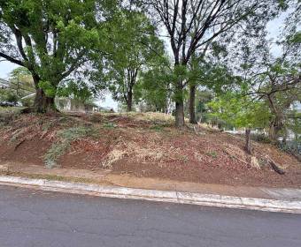 Lote de 1,384 m2 en venta en Residencial Rambla Real, San Rafael de Alajuela. Bien adjudicado bancar