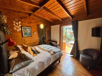 Hermosa Cabaña en Venta en EL Jardín de Dota MLS 26-1917