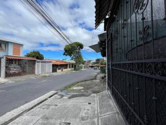 Se vende casa en Catedral San José 26-1912