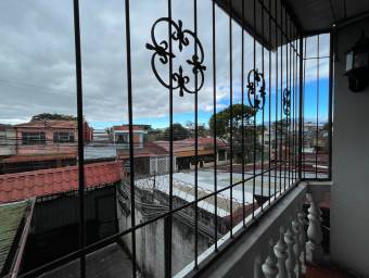 Se vende casa en Catedral San José 26-1912