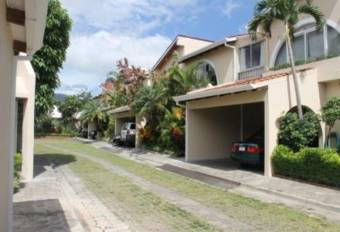 Se vende casa en Escazú San José 26-986