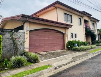 Se vende casa en Flores Heredia 26-1291