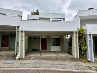 VENTA DE CASA EN CONDOMINIO EN SAN PABLO DE HEREDIA