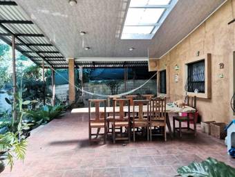 Se vende casa en Santa Ana San José 23-1533