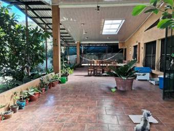 Se vende casa en Santa Ana San José 23-1533