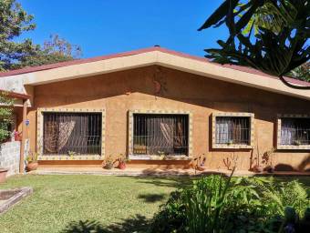 Se vende casa en Santa Ana San José 23-1533