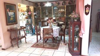 Apartamento en venta en San Pablo de Heredia dúplex amplio en condominio exclusivo #25-1733 GS