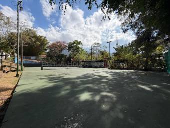 Venta de Club Campestre en Escazú., $ 1,700,000, 5, San José, Escazú
