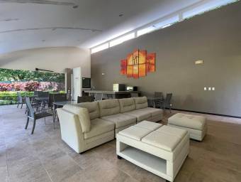 Se alquila apartamento en Santa Ana San José 26-915